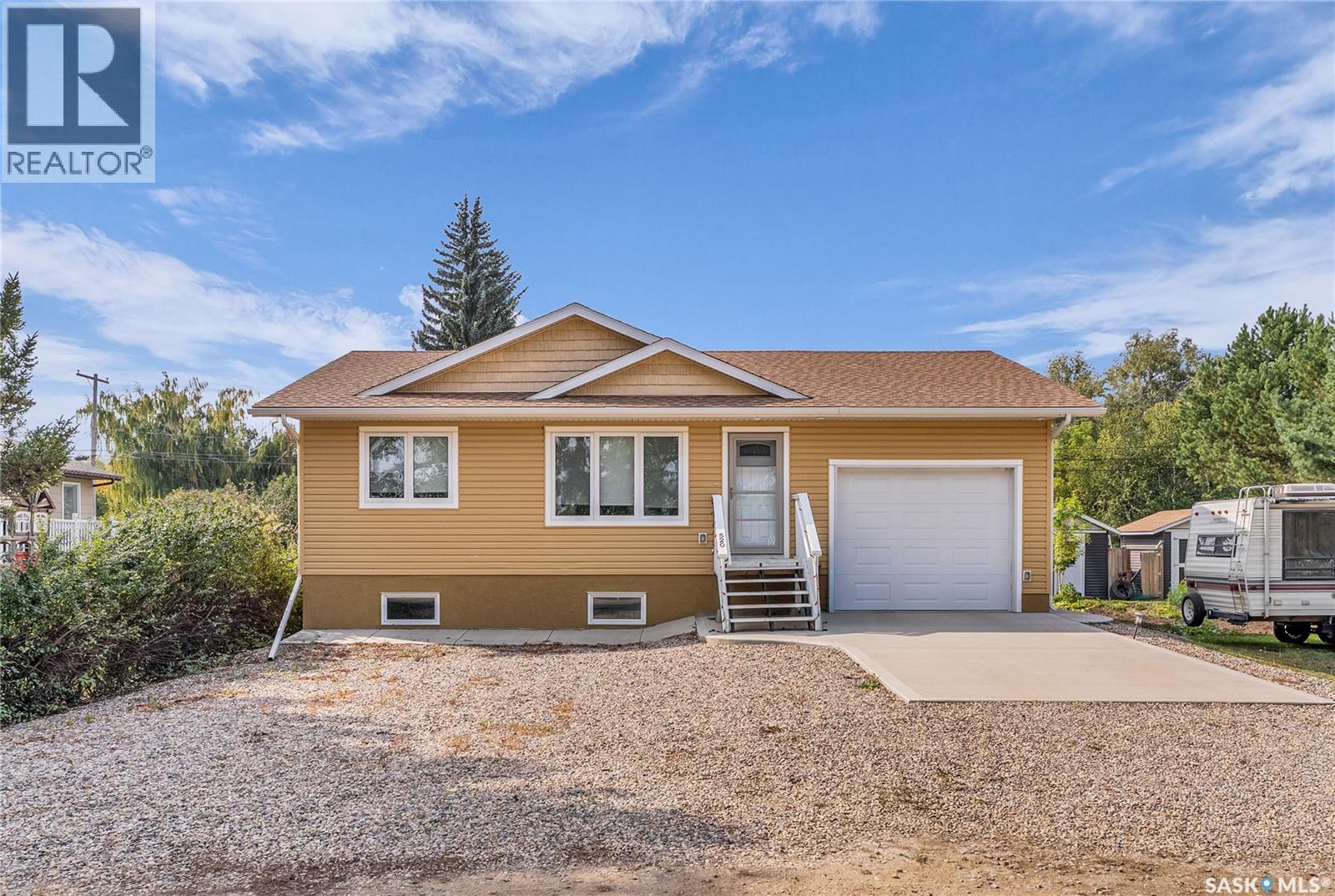 520 Lunn St, Asquith, SK S0K 0J0