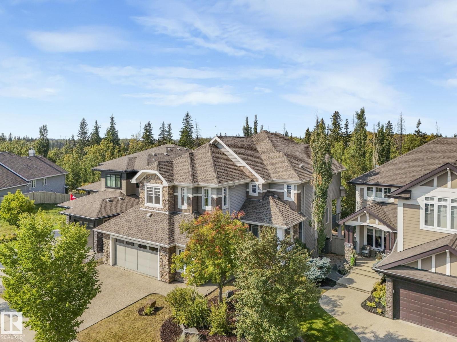 1232 Chahley Landing Ld NW, Edmonton, AB T6M 0C9
