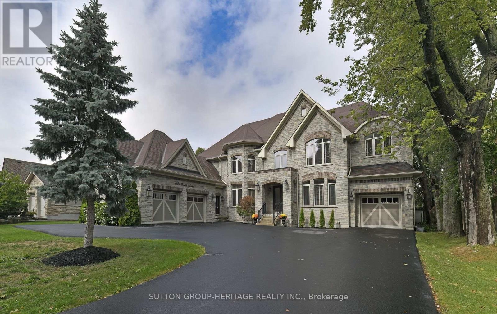 1921 Bonita Ave, Pickering, ON L1V 3N1