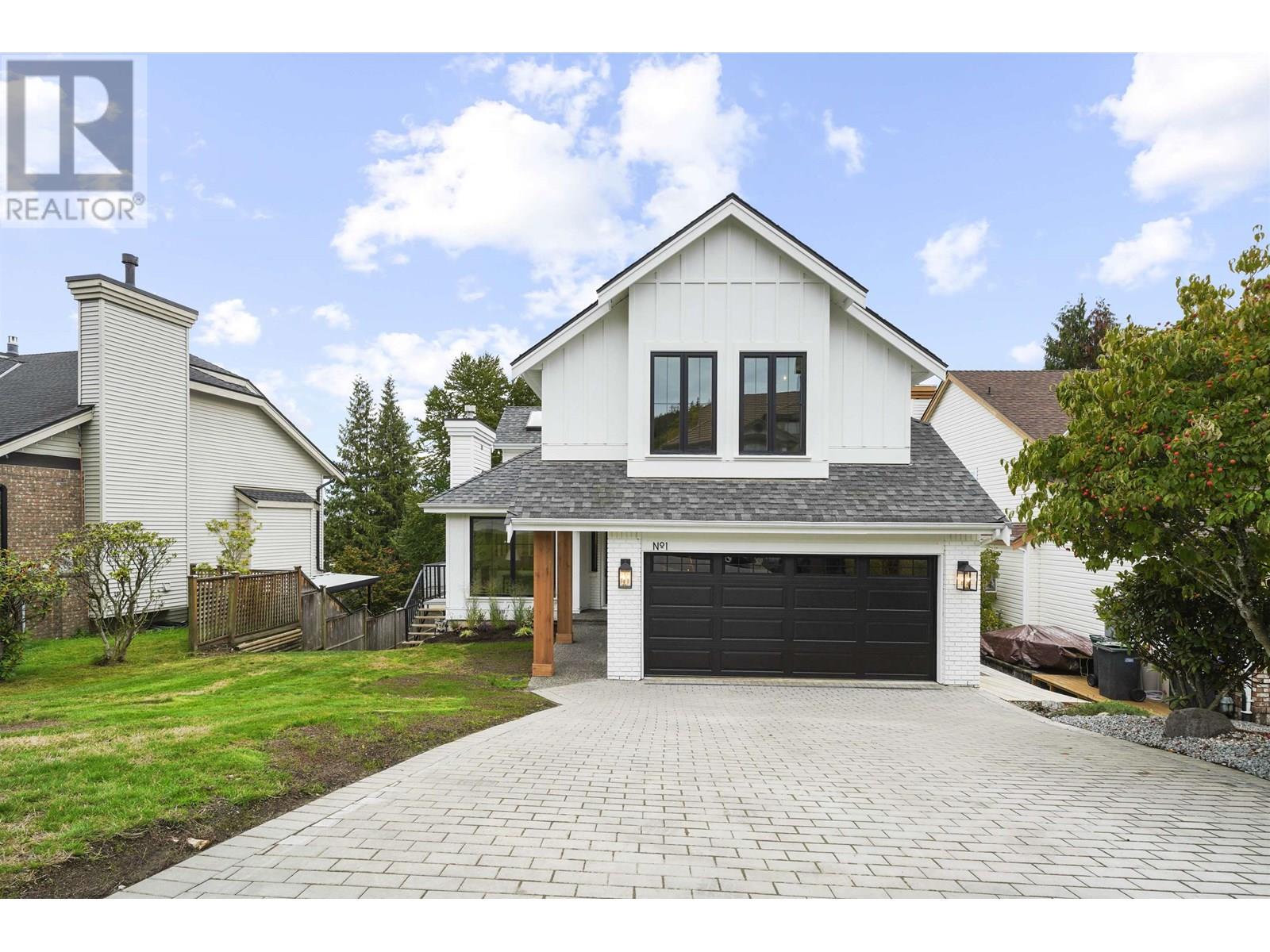 1 Cedarwood Ct, Port Moody, BC V3H 4W2