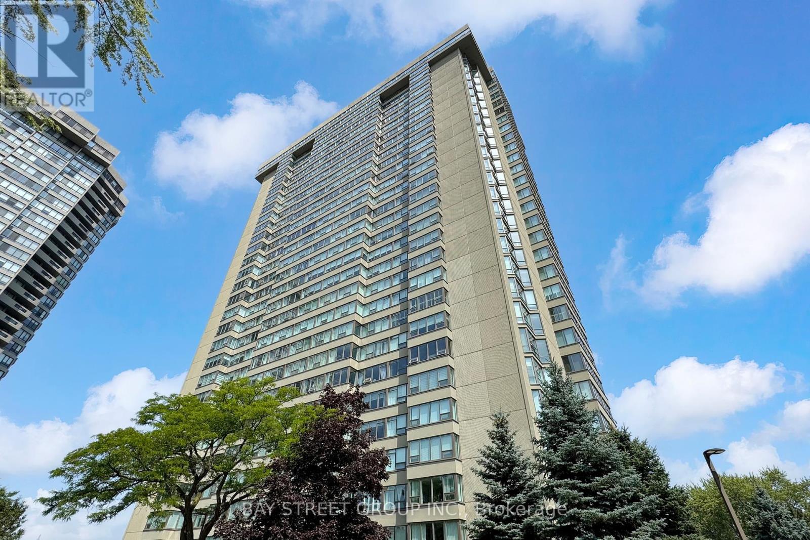 605 55 Skymark Dr, Toronto, ON M2H 3N4