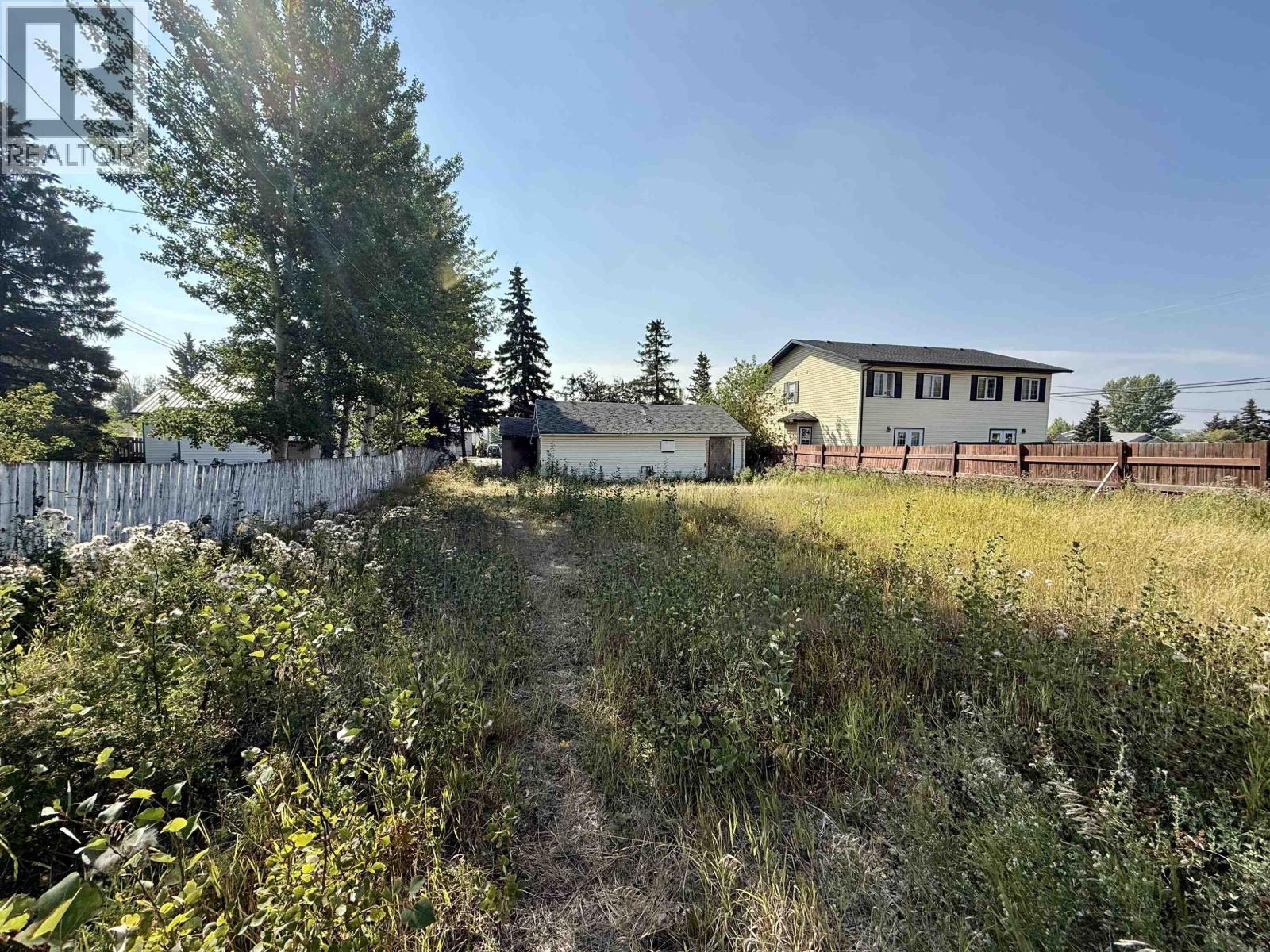 9520 SE 97 Ave, Fort St. John, BC V1J 1M9