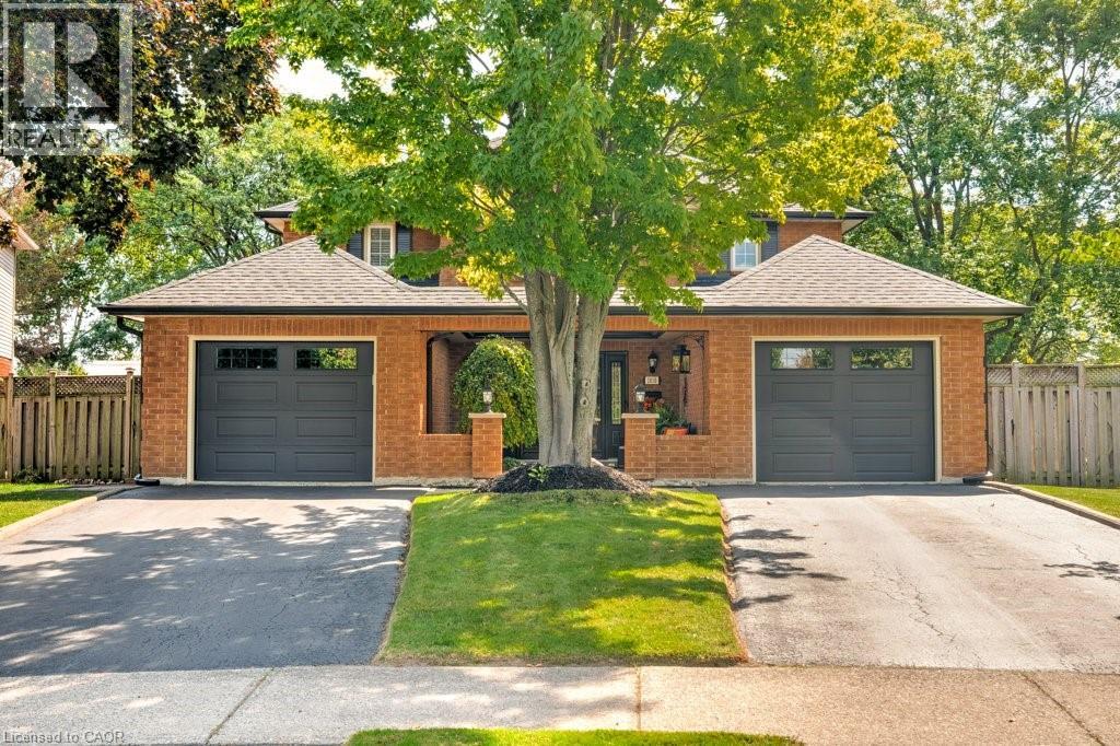 2010 Windy Oaks Dr, Burlington, ON L7M 2R3