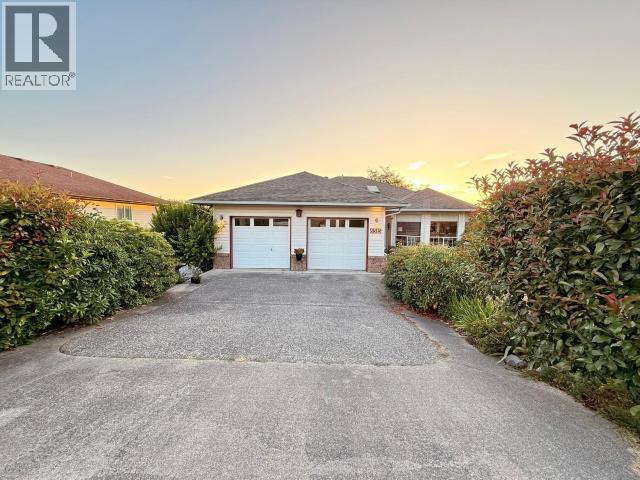 6515 Nechako Ave, Powell River, BC V8A 5P3