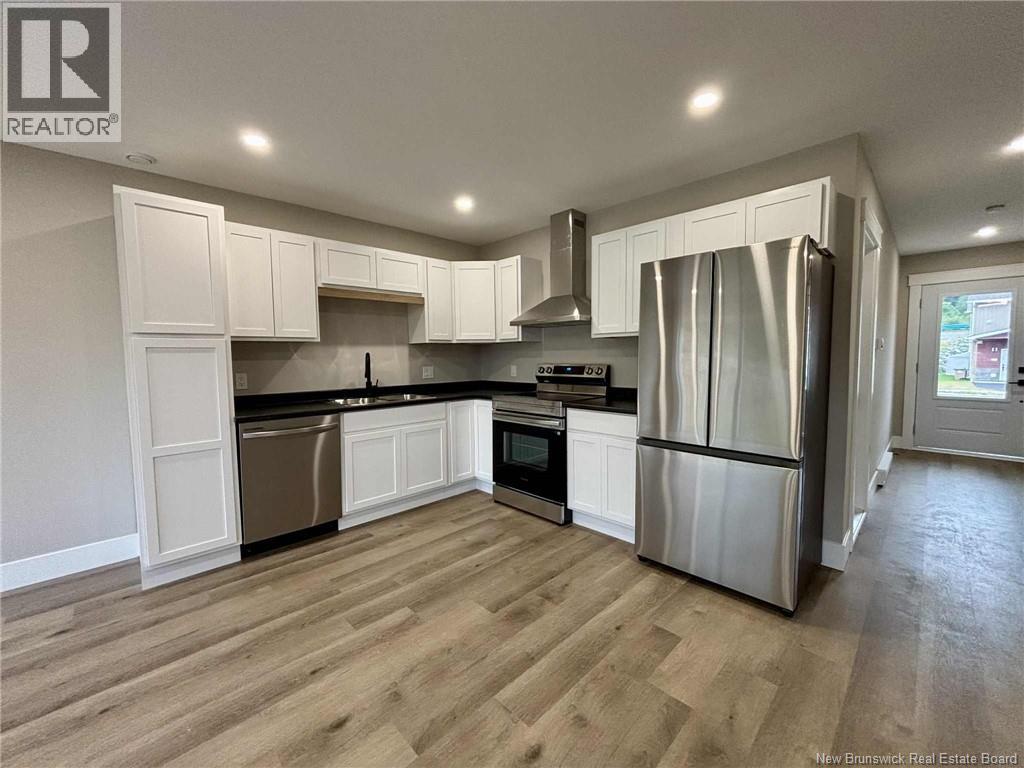 138 Arlington Cres, Saint John, NB E2K 0G4