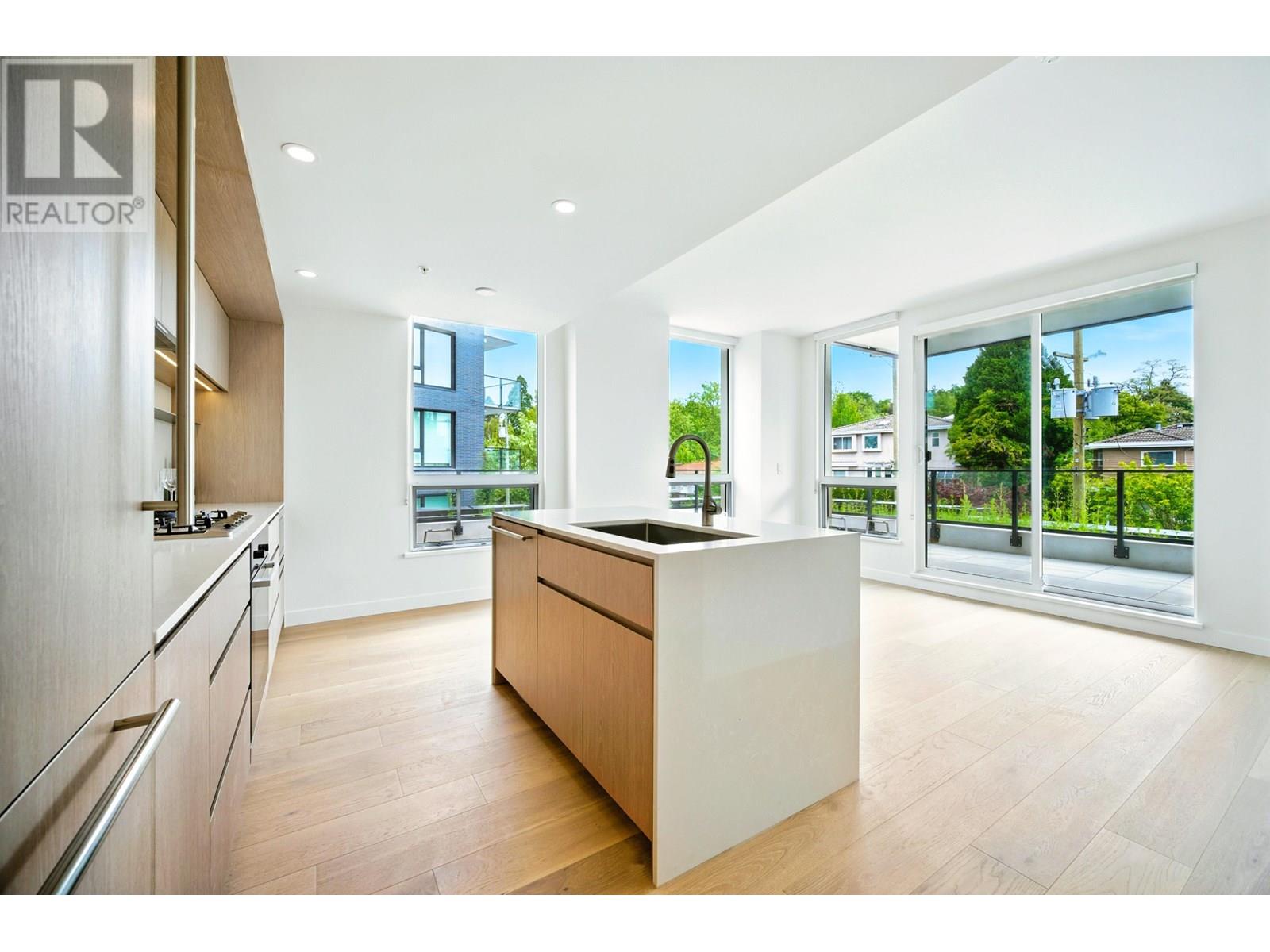 5212 Cambie Street Unit 315, Vancouver, BC V5Z 2Z7