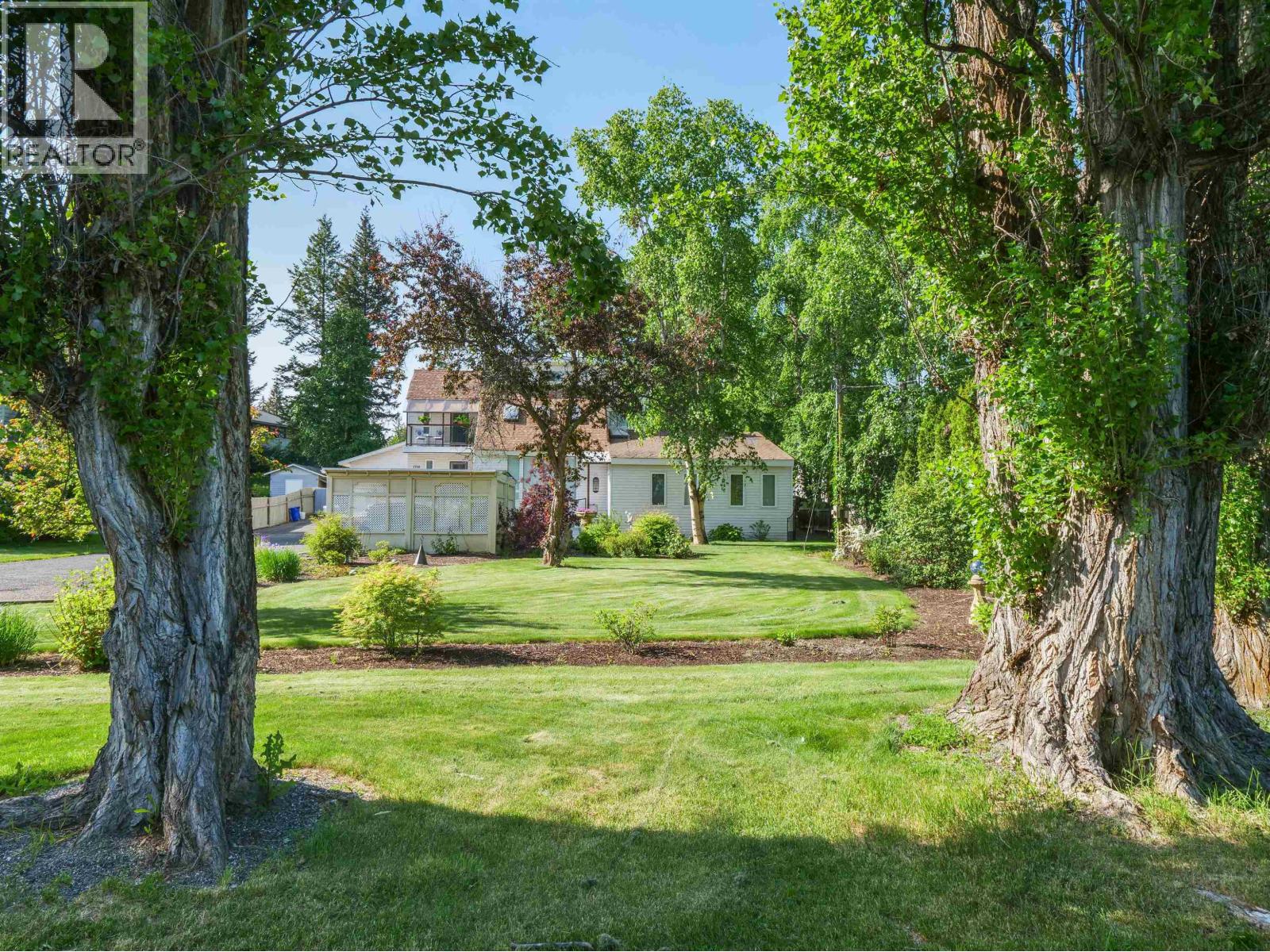 1750 Beach Cres, Quesnel, BC V2J 4J6