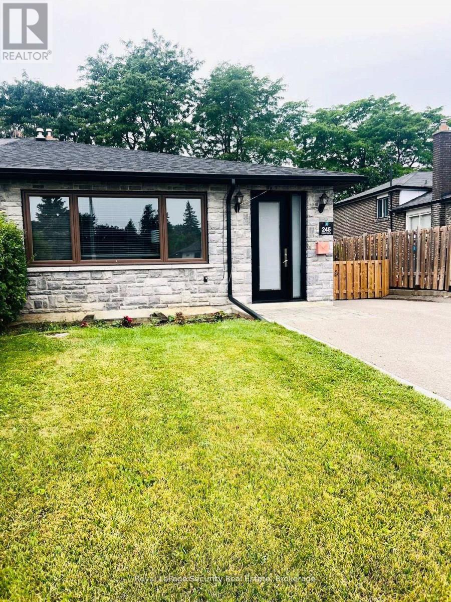 245 Avondale Blvd, Brampton, ON L6T 1J3