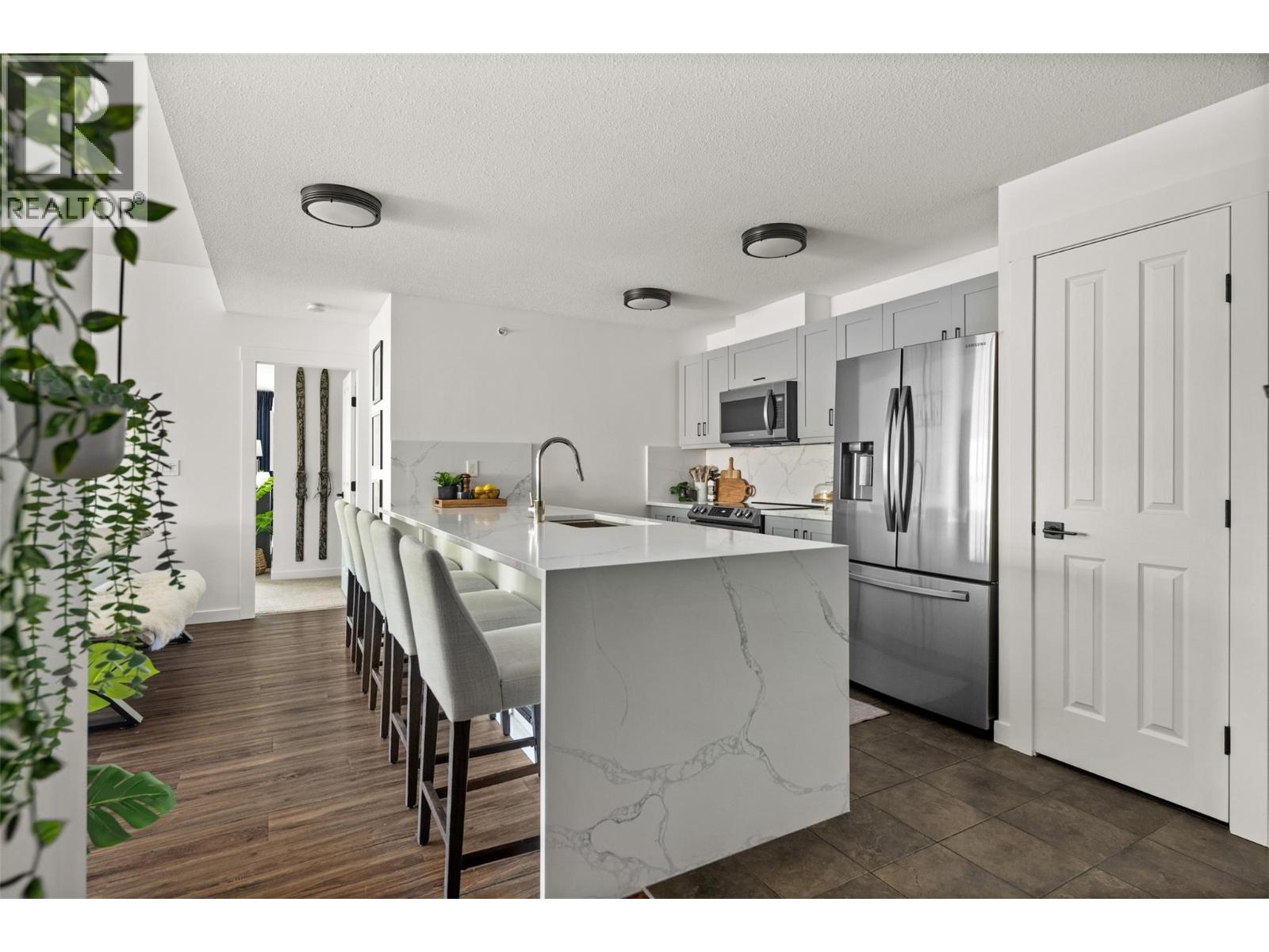 2070 Summit Drive Unit 511, Panorama, BC V0A 1T0