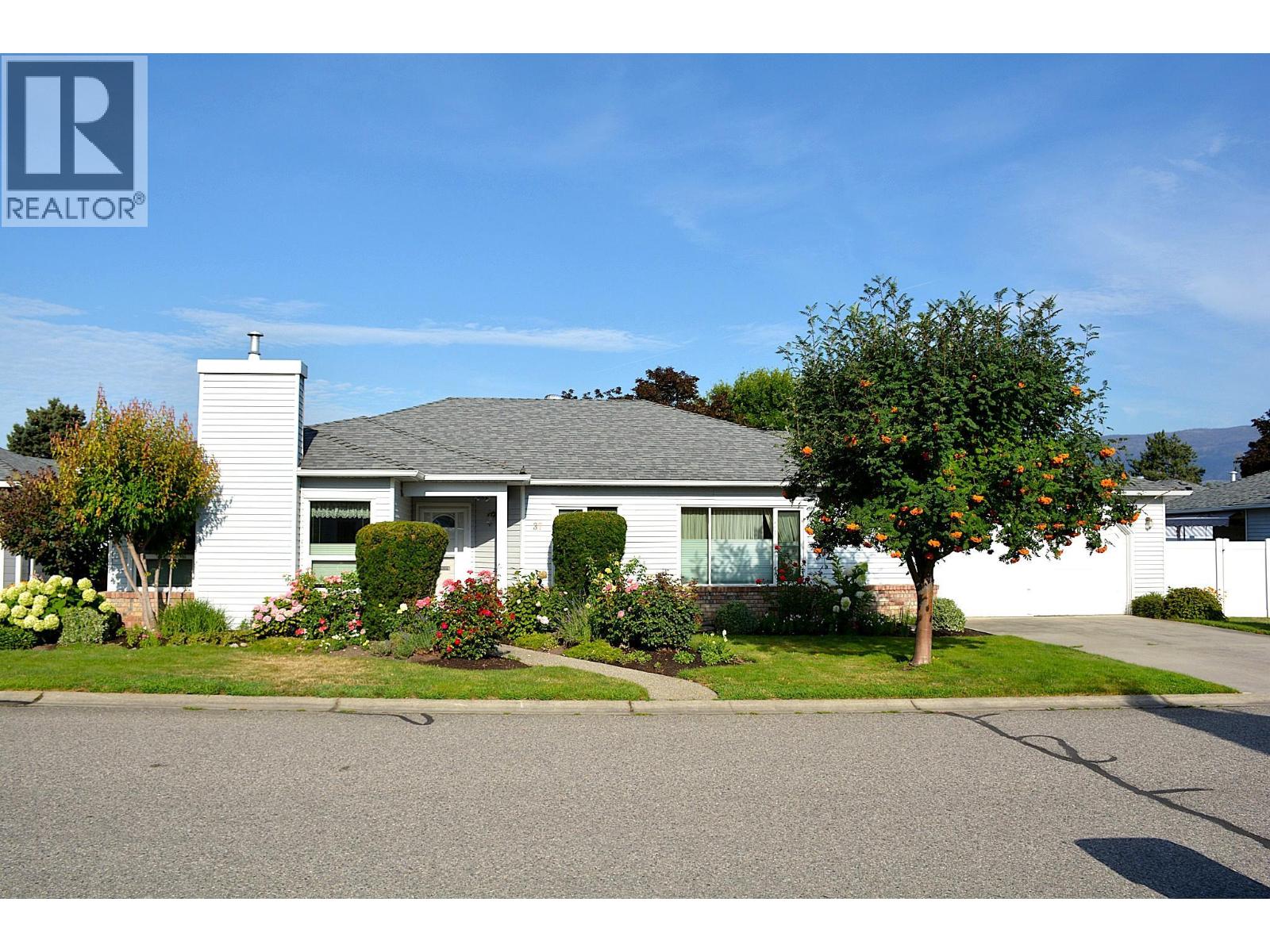 1101 Cameron Avenue Unit 37, Kelowna, BC V1Y 8V8