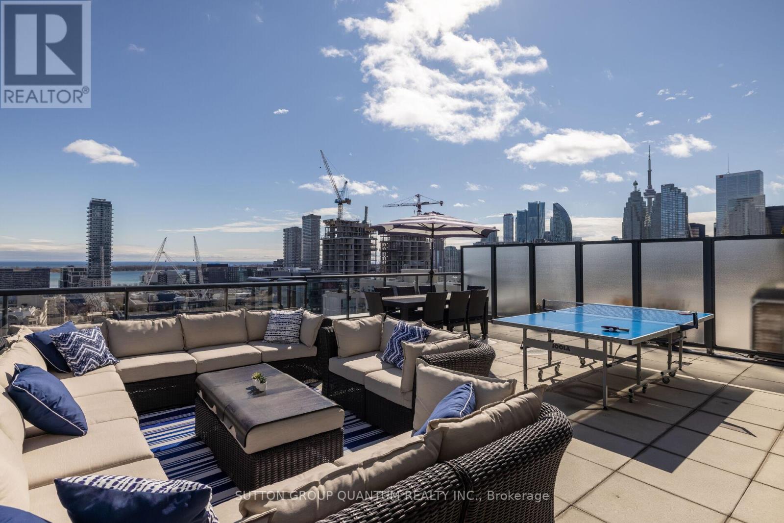 400 Adelaide St E #03 St, Toronto, ON M5A 4S3