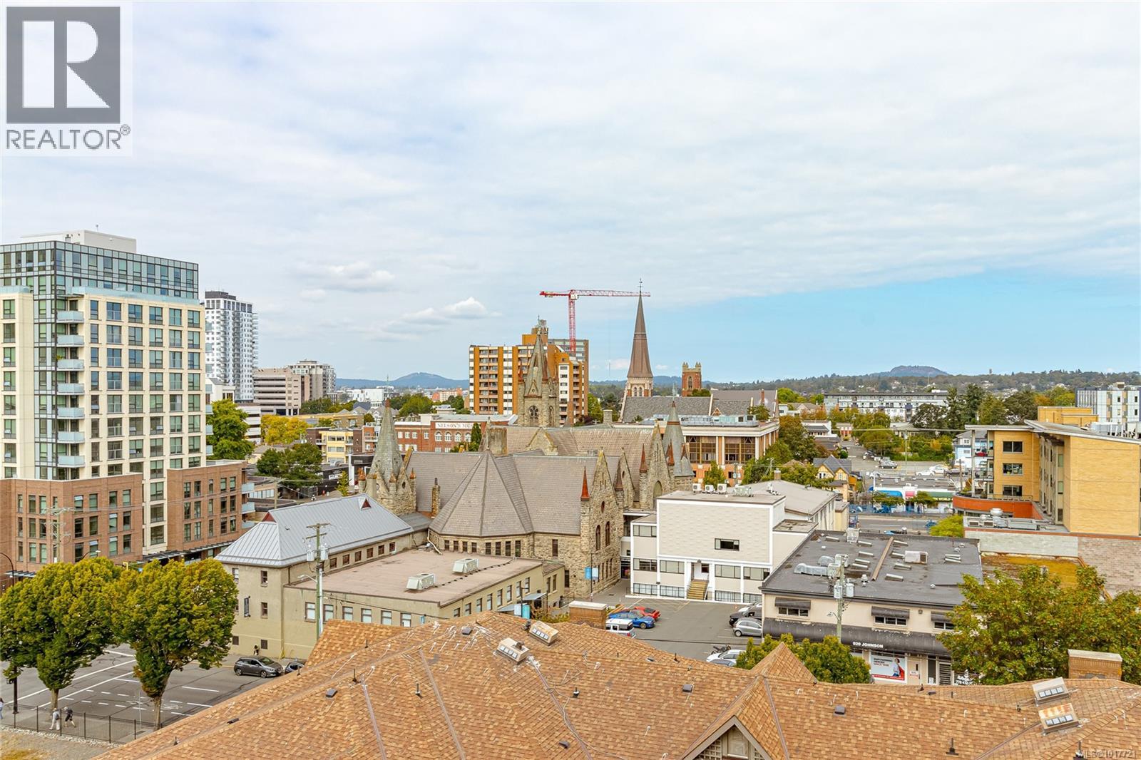 930 Yates St Unit 1008 St, Victoria, BC V8V 4Z3