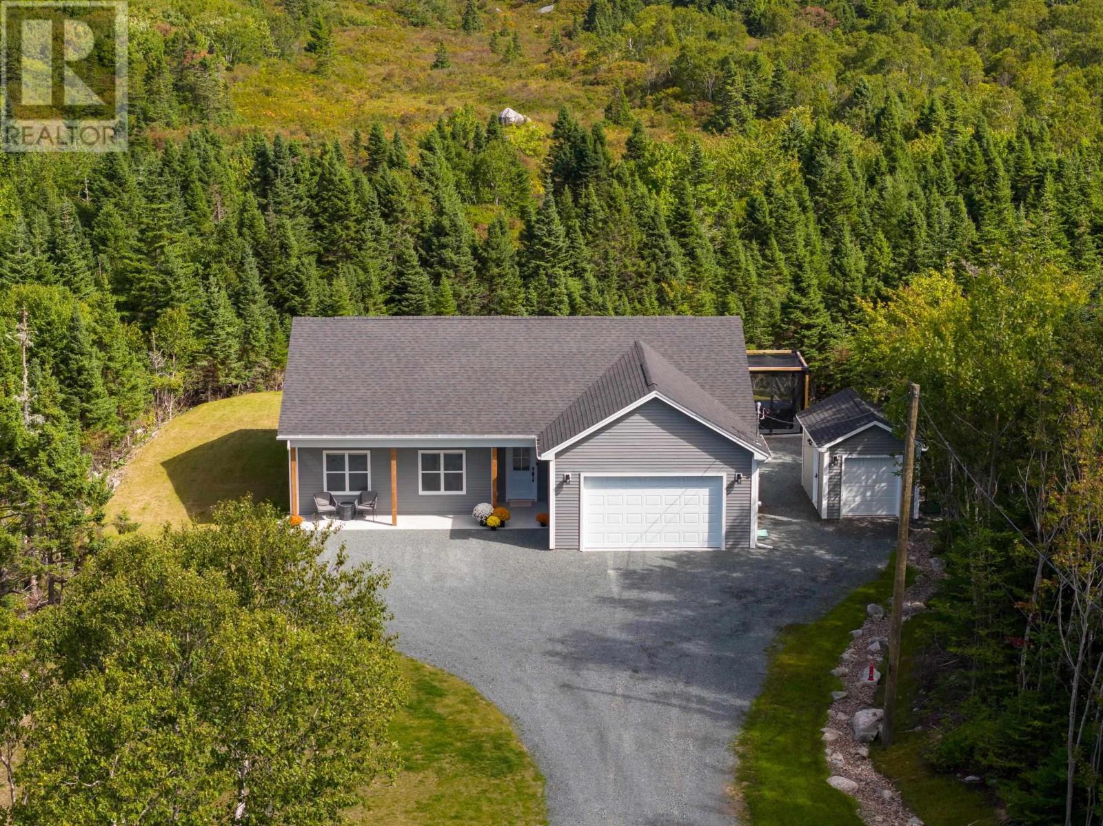 59 Kelly Dr, Williamswood, NS B3V 1E8