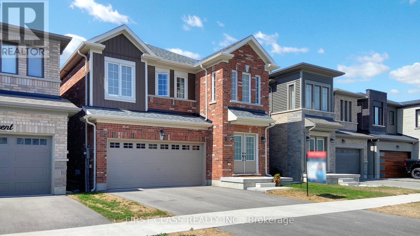 5 Harvest Cres, Barrie, ON L9J 0T3