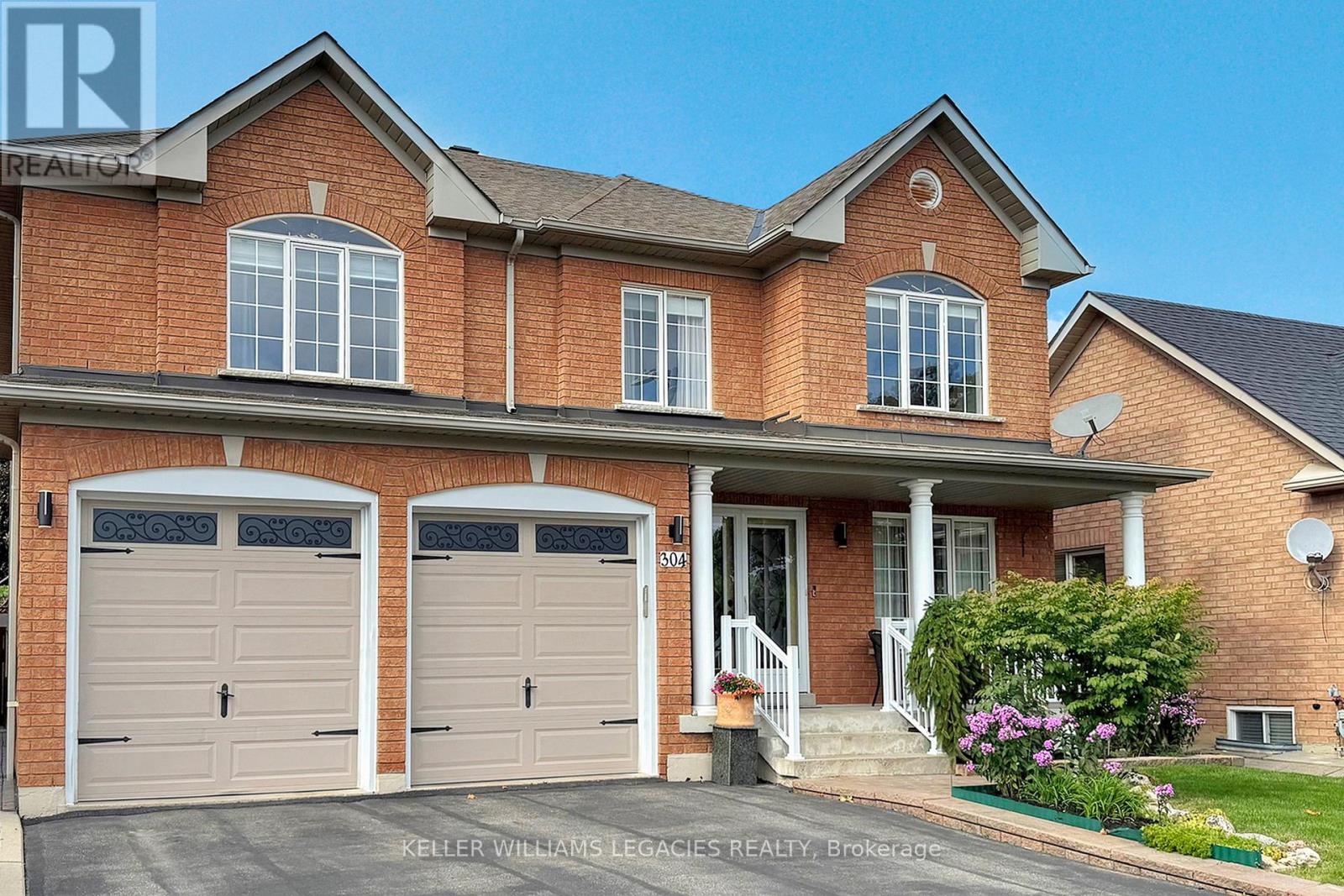 304 Maria Antonia Rd, Vaughan, ON L4H 2Z1