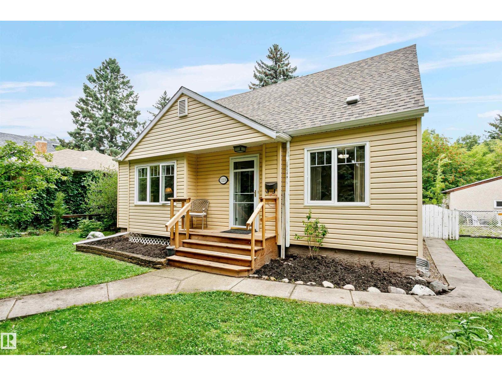 70 Av Nw Unit 11216, Edmonton, AB T6H 2H1