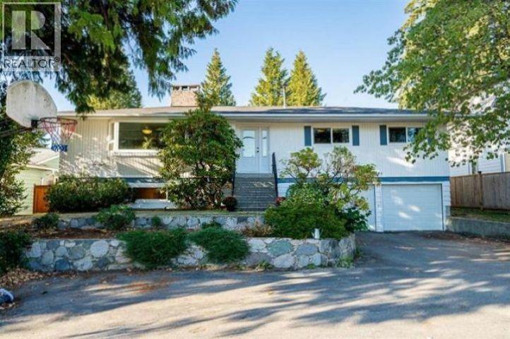 845 Smith Ave, Coquitlam, BC V3J 2X4