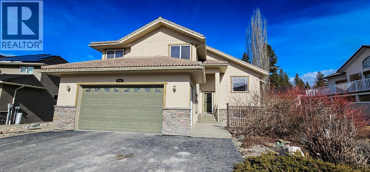 5041 Riverview Rd, Fairmont Hot Springs, BC V0B 1L1