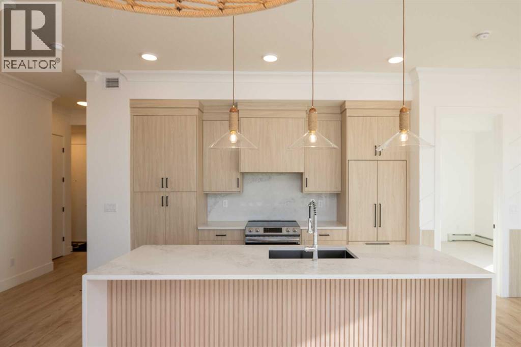 330 Dieppe Drive Sw Unit 203, Calgary, AB T3E 2L4