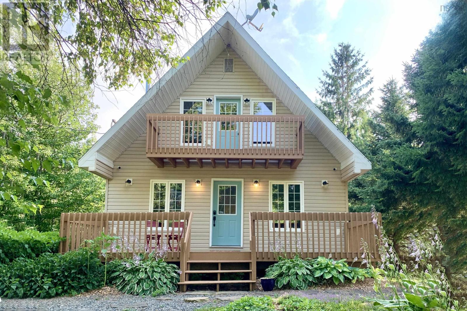 24 Mitchell Island Loop, Linden, NS B0K 1K0