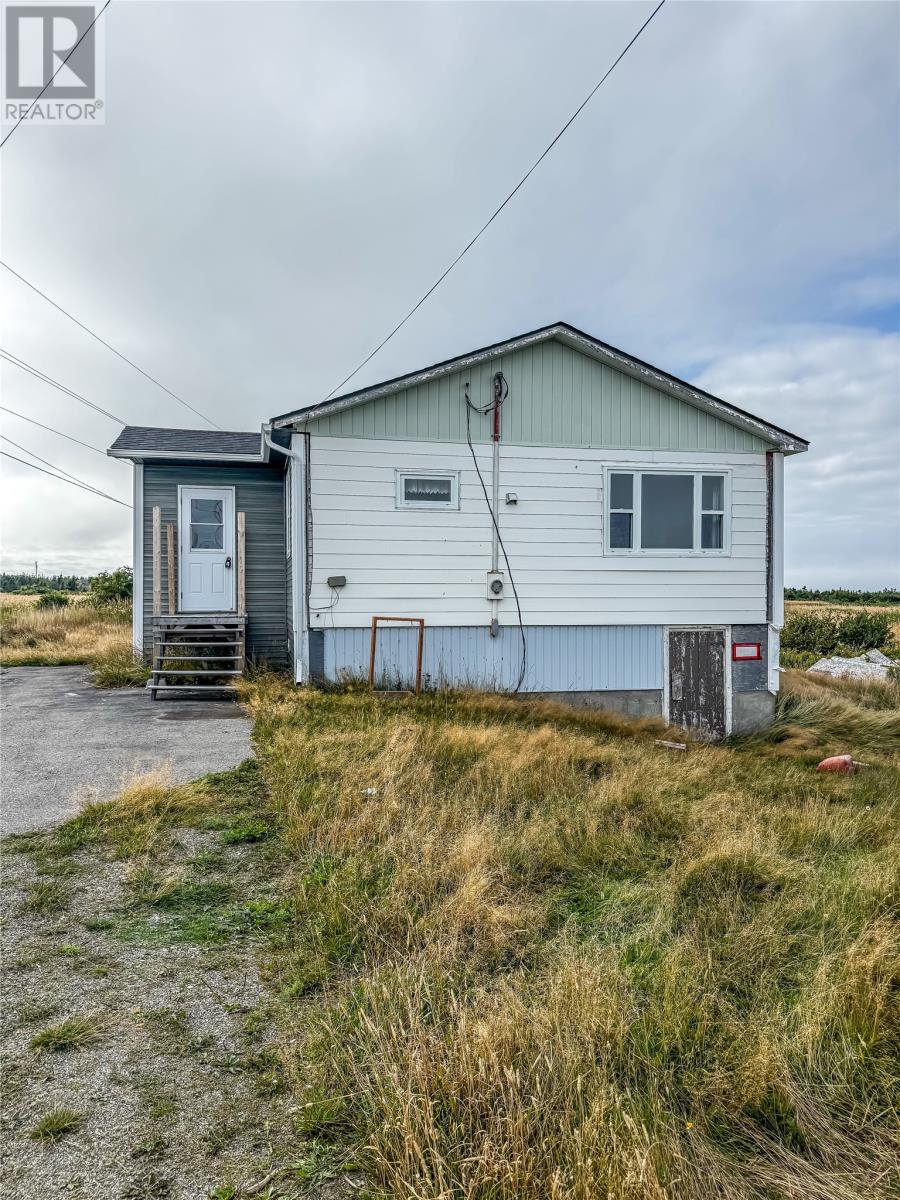 8 Dykes Ln, Musgrave Harbour, NL A0G 3J0