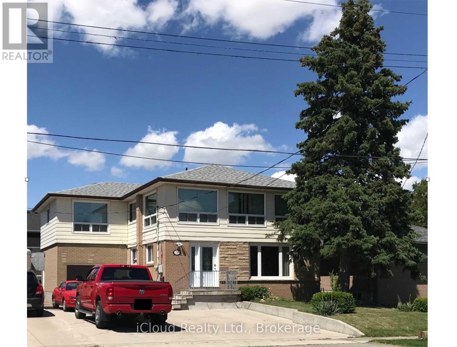 29 Langstone Cres, Halton Hills, ON L7G 4N2