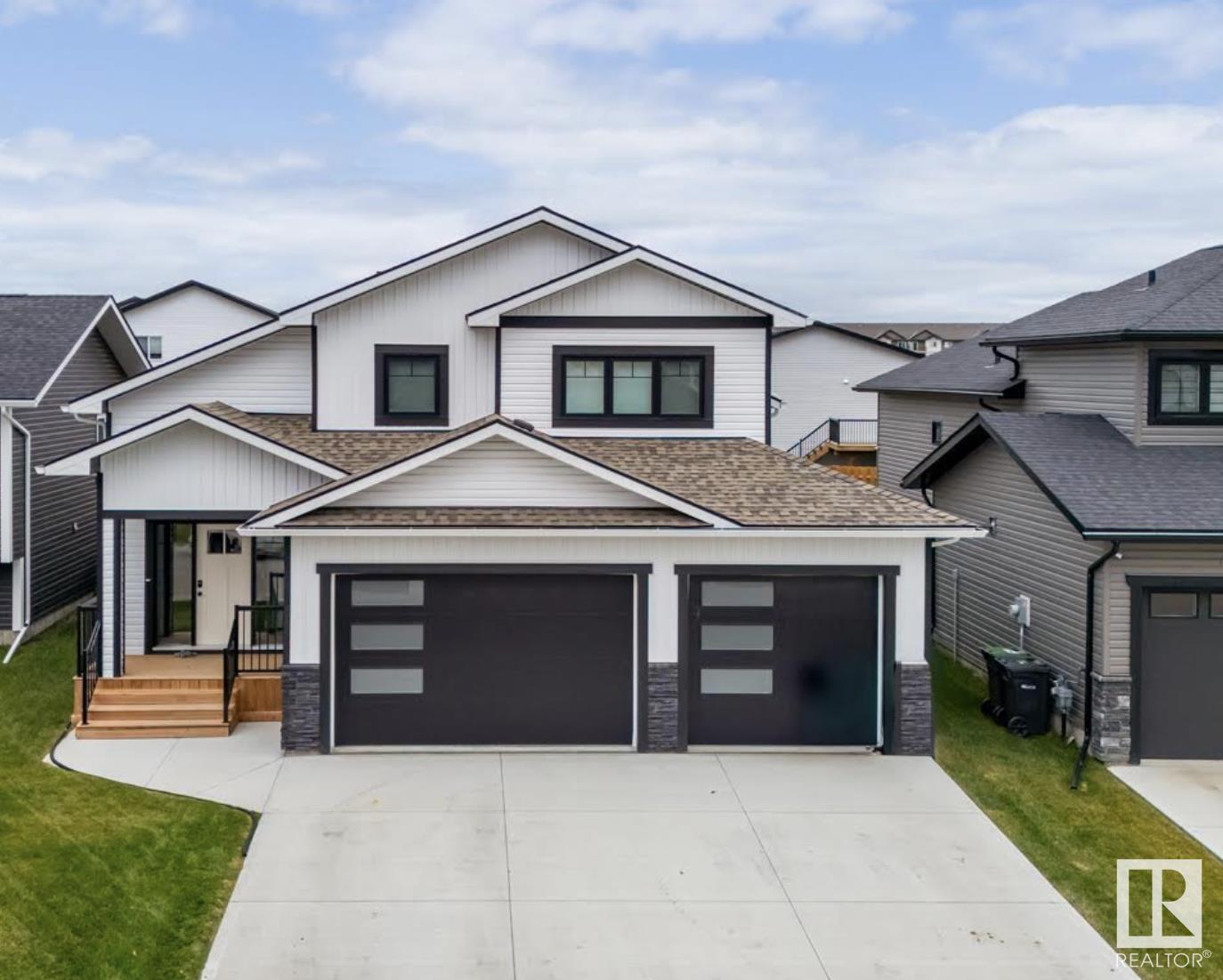 502 Lakewood Cl, Cold Lake, AB T9M 0K7