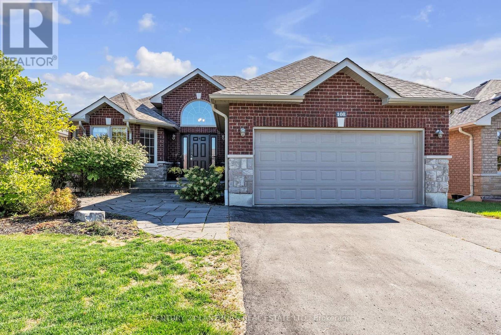 108 Parkview Hts, Quinte West, ON K8V 6X3