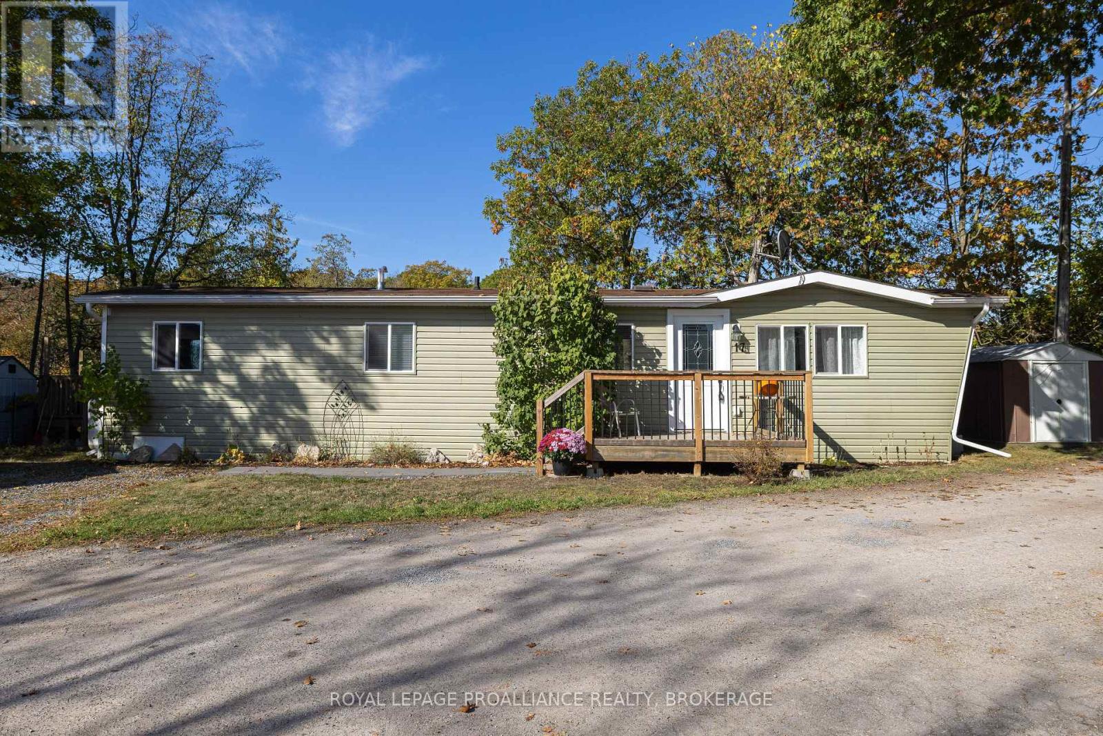 17 5569 Bath Rd, Loyalist, ON K0H 1G0