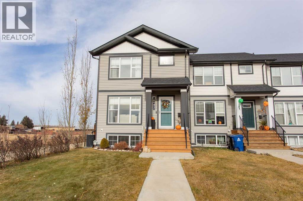 42 Arlen Close, Blackfalds, AB T4M 0N2