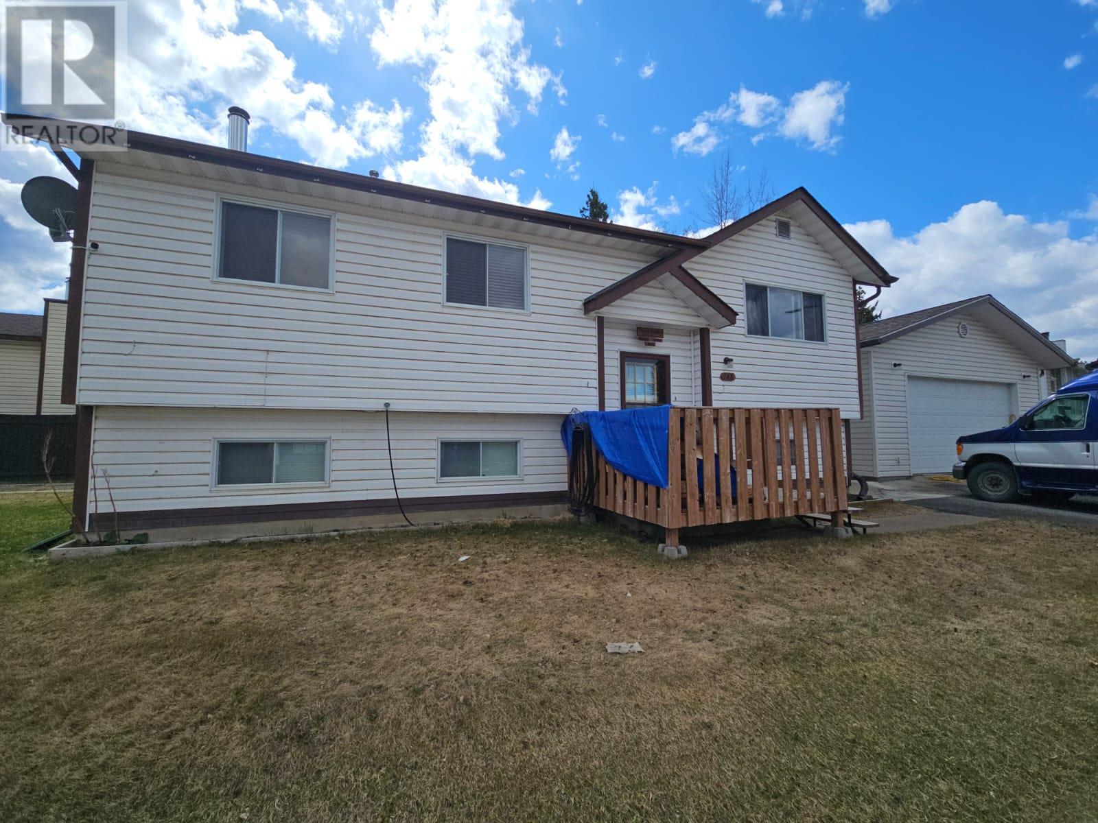 148 Birch Ave, Tumbler Ridge, BC V0C 2W0