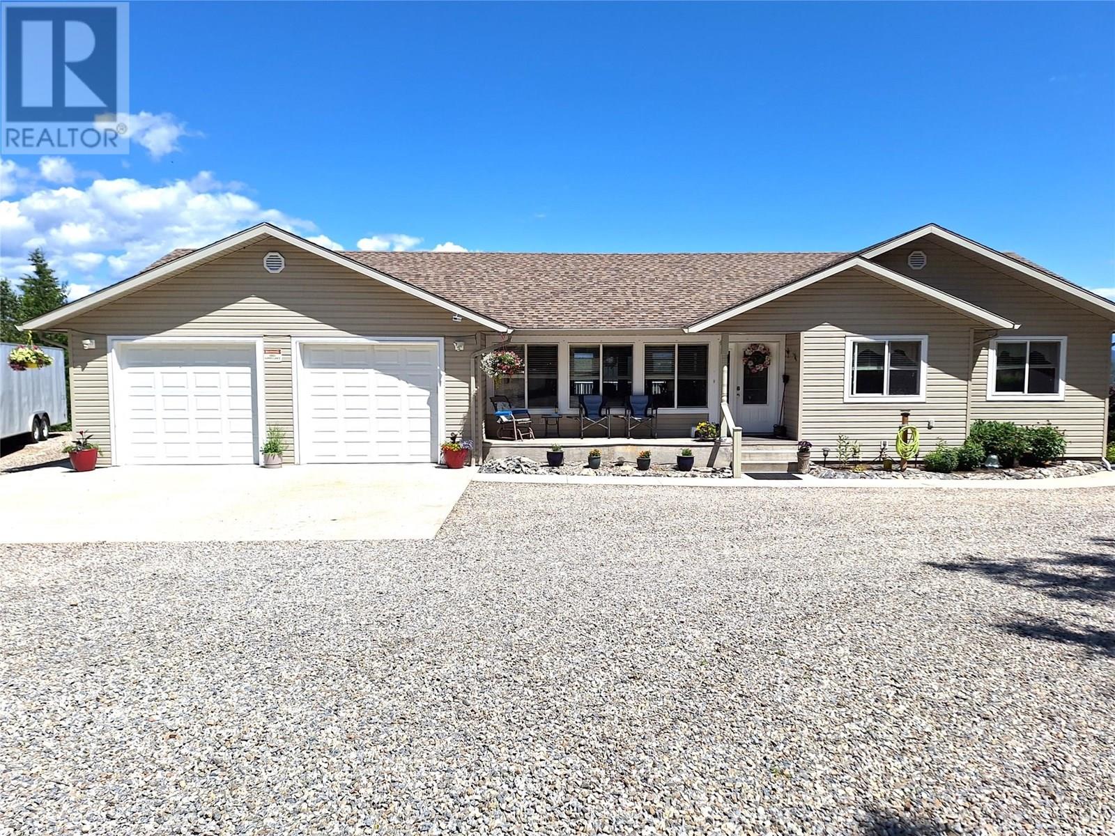 1406 Huckleberry Dr, Sorrento, BC V0E 2W1