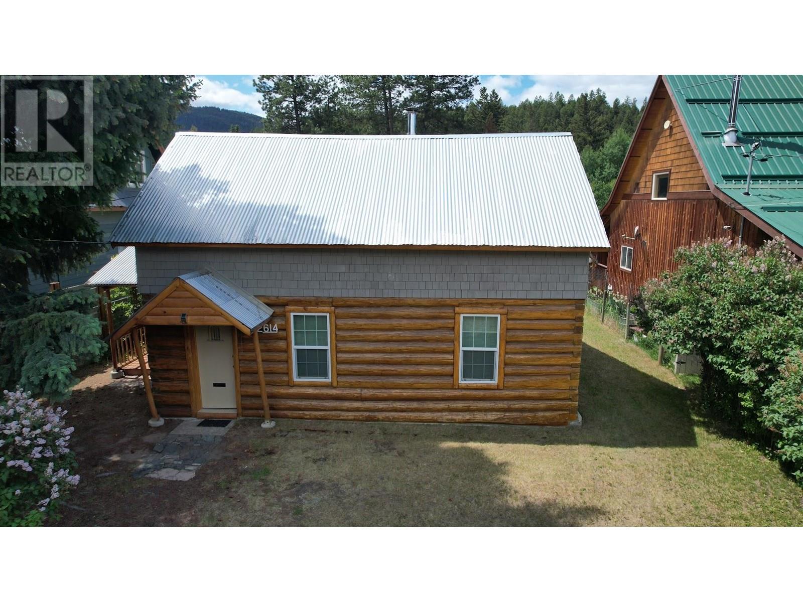 2614 Otter Ave, Coalmont-tulameen, BC V0X 1W0