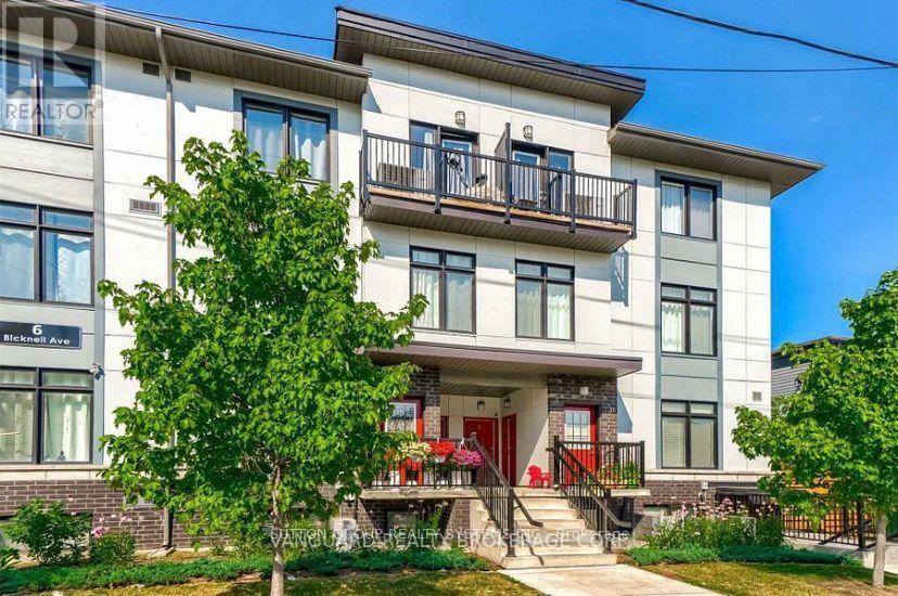 11 6 Bicknell Ave W, Toronto Keelesdale-eglinton West, ON M6M 0B4