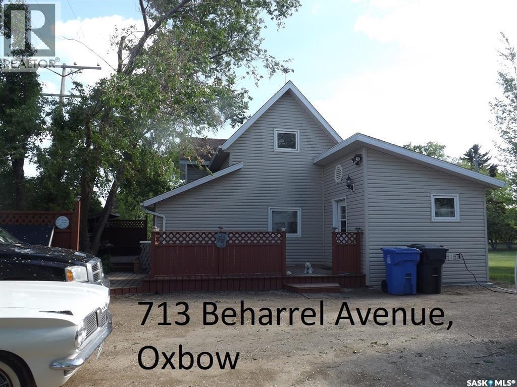 713 Beharrel St, Oxbow, SK S0C 2B0