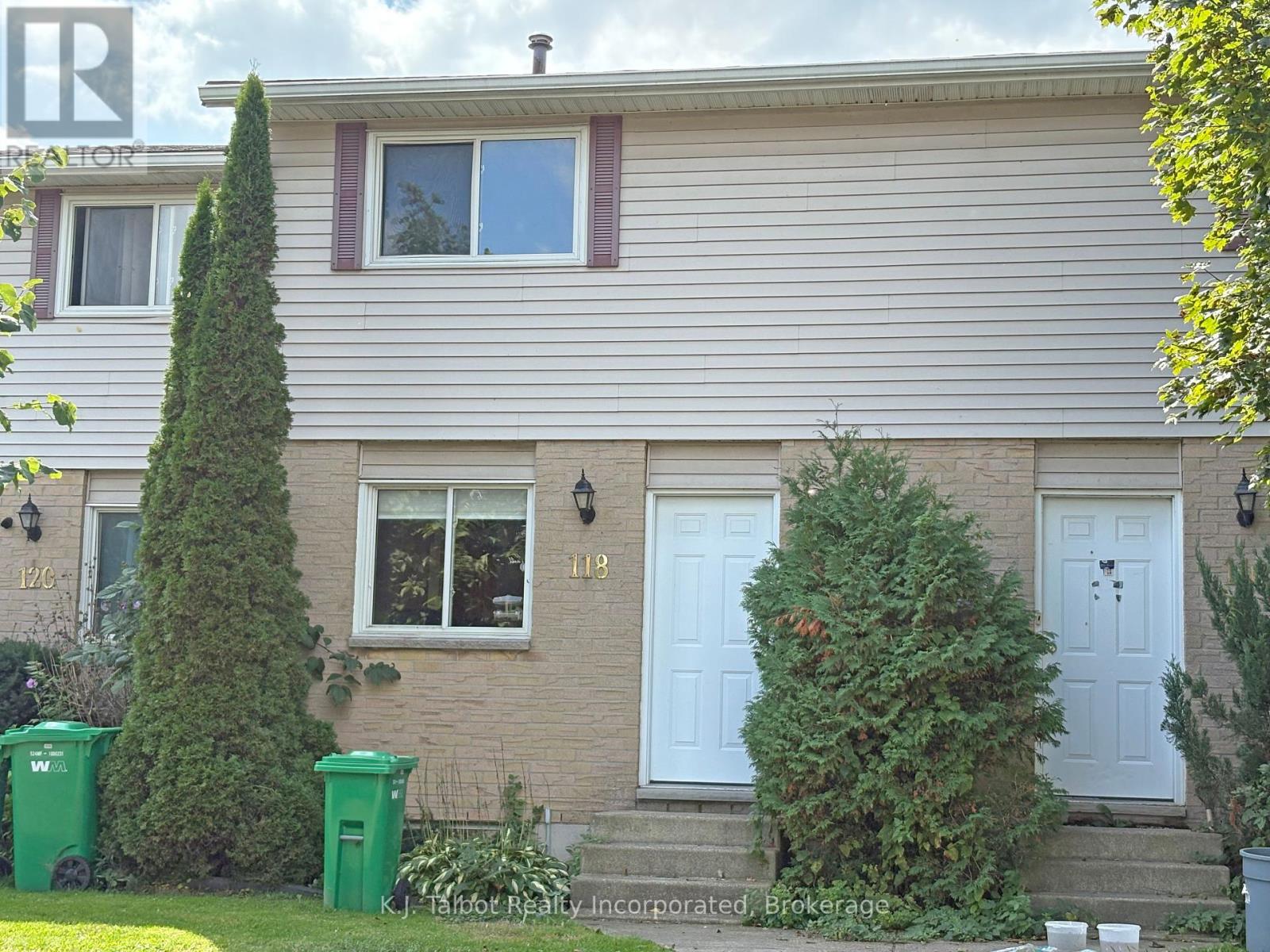 118 Bennett St E, Goderich, ON N7A 4H4
