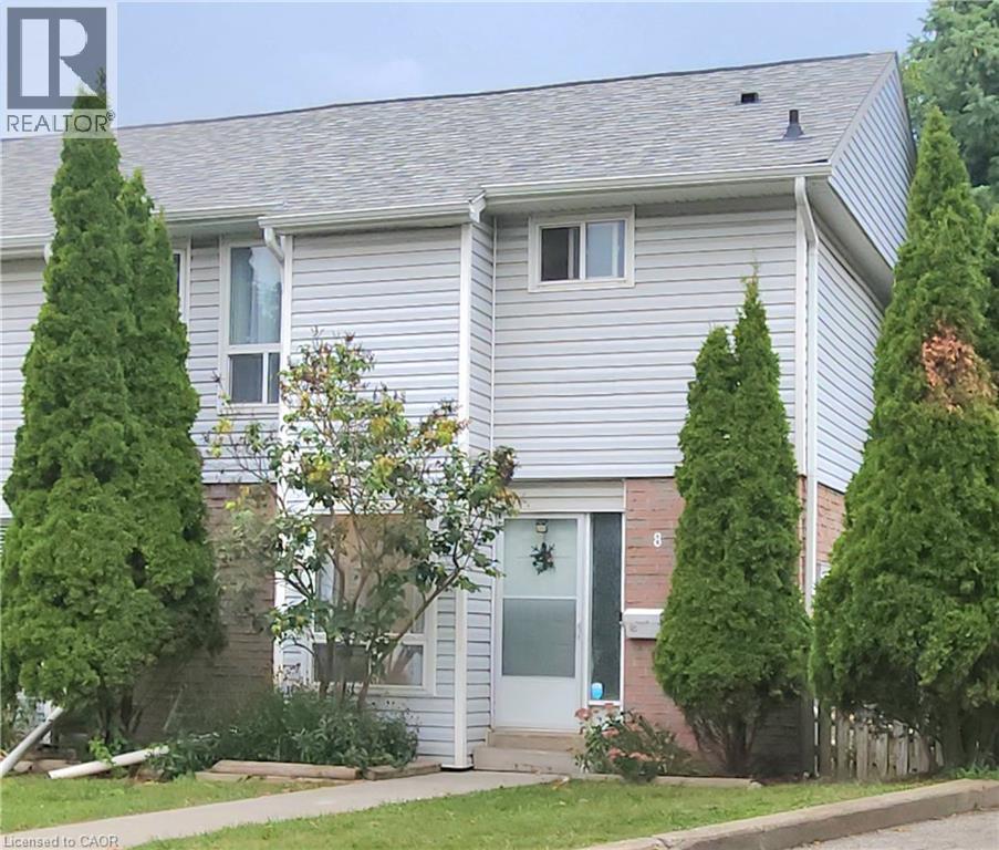 32 Mowat Boulevard Unit 8, Kitchener, ON N2E 1X4