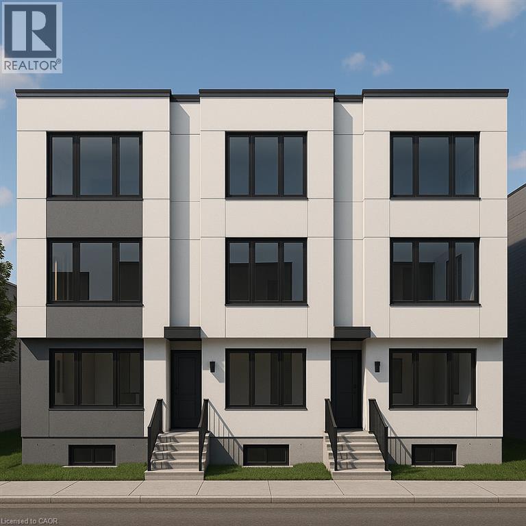 386 E 25th St, Hamilton, ON L8V 3B1