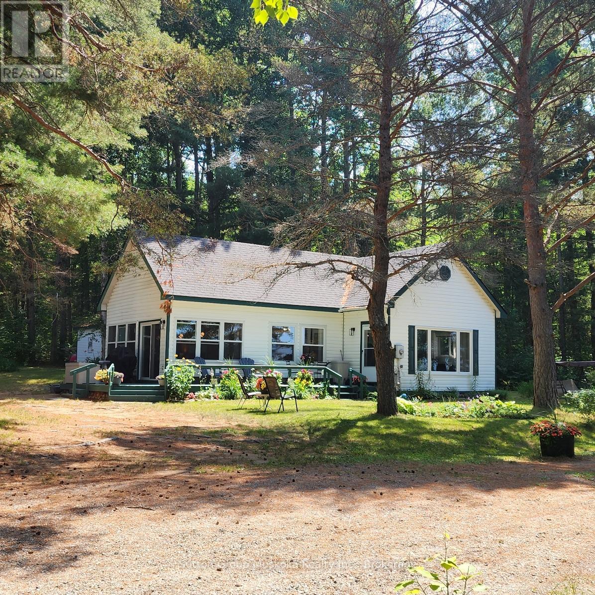 1060 6 Seabreeze Rd, Lake Of Bays Franklin, ON P0A 1H0