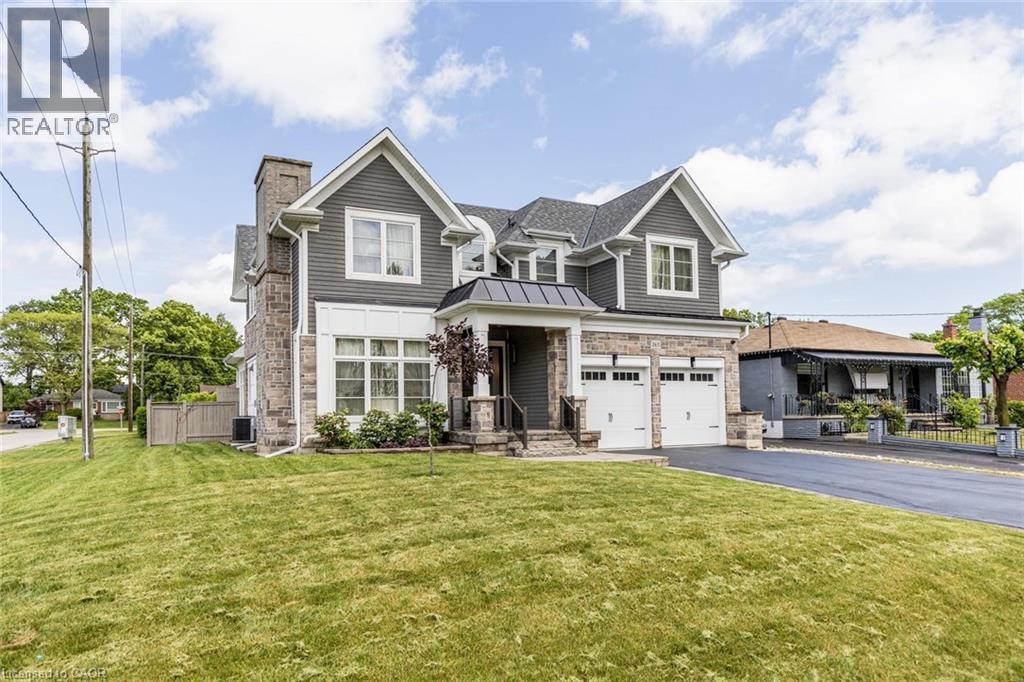 265 Woodale Ave, Oakville, ON L6K 2N3