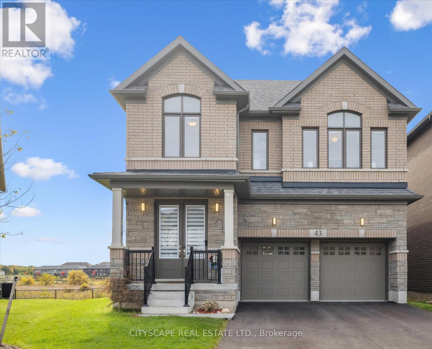 43 Blackburn St, Cambridge, ON N1S 0E1