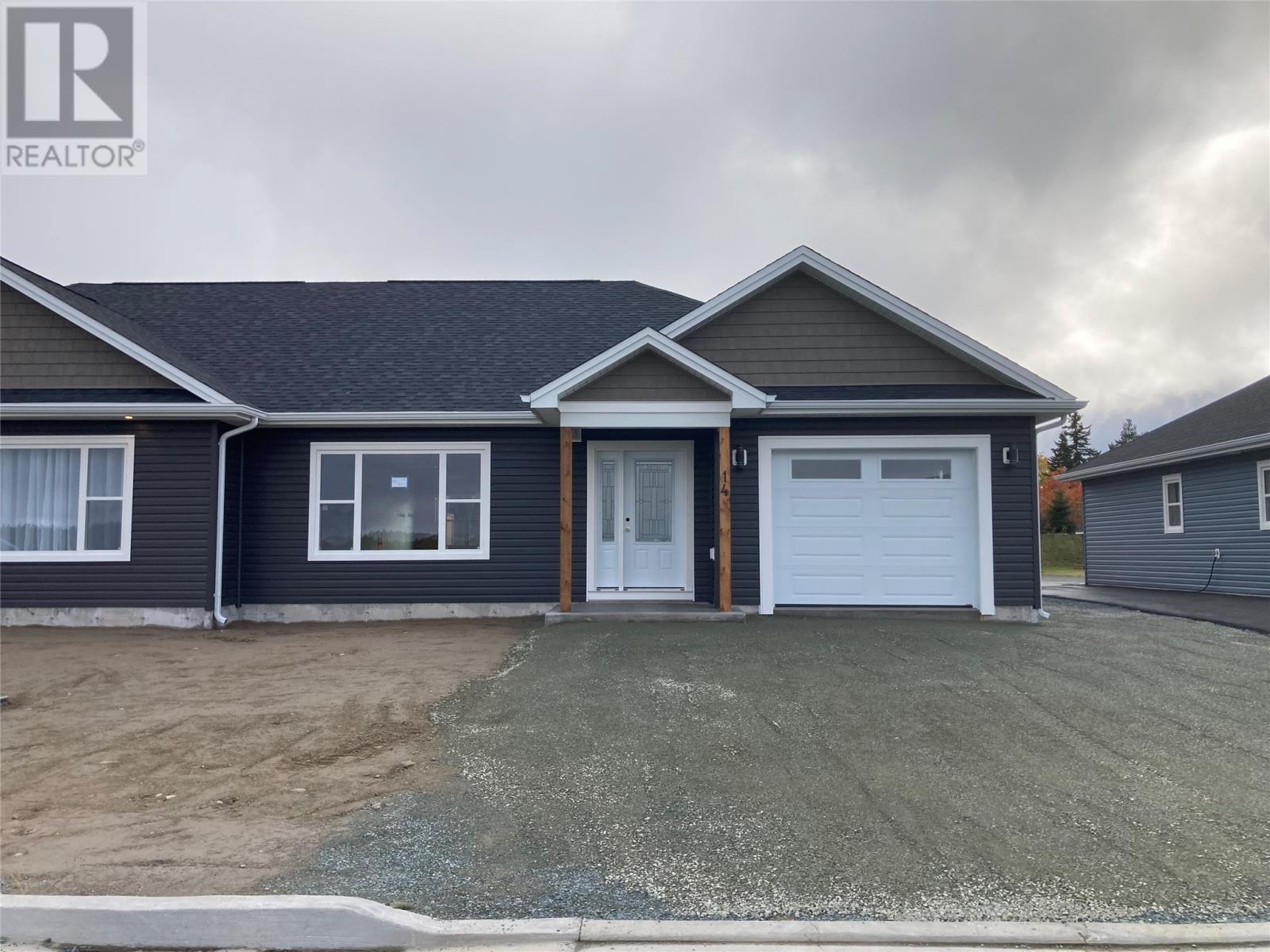 14 Nextor Pl, Conception Bay South, NL A1X 0M3