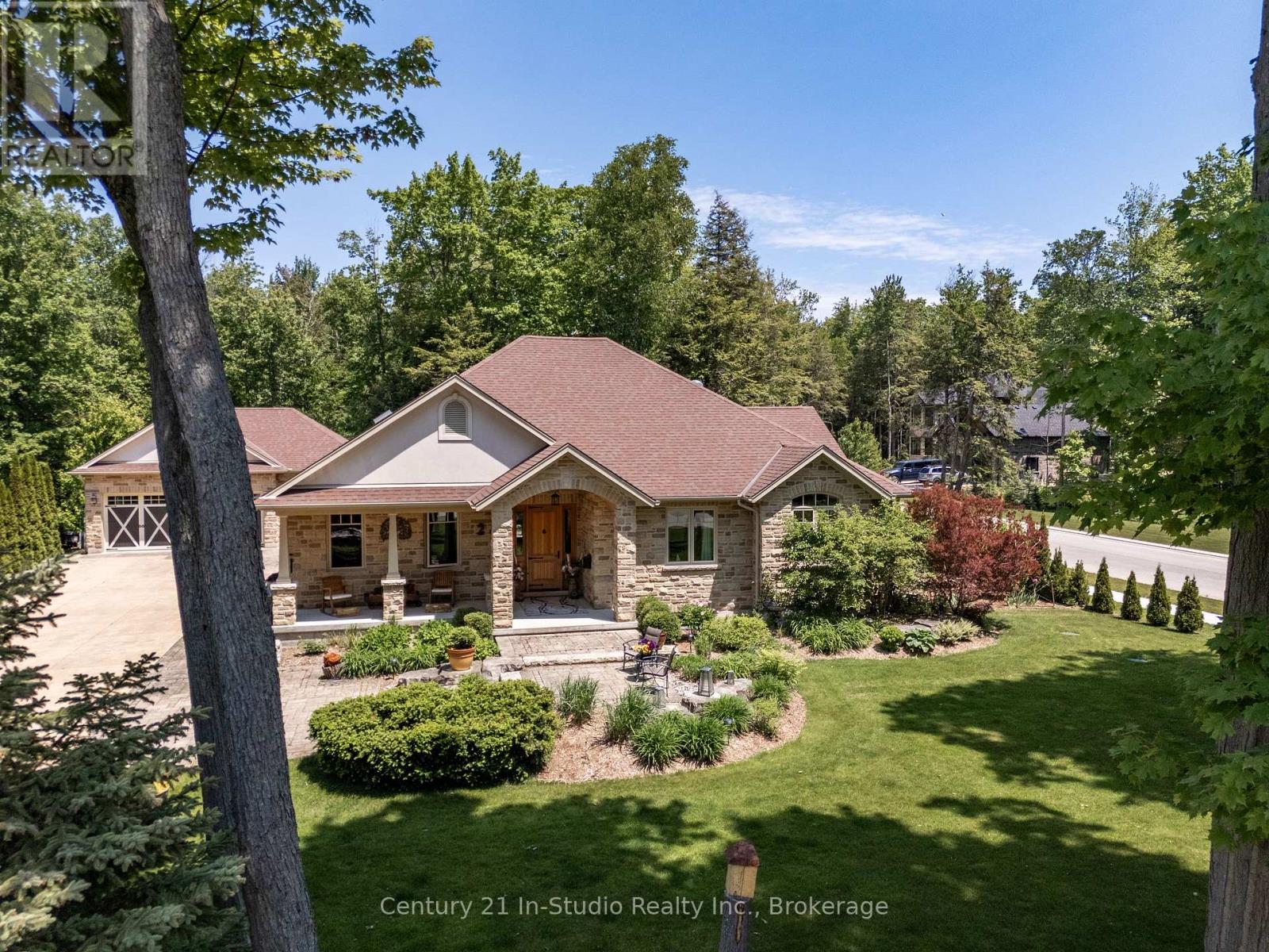 27 Carter Dr, Saugeen Shores, ON N0H 2C6