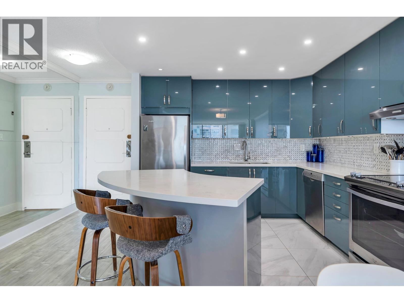 710 Seventh Avenue Unit 805, New Westminster, BC V3M 5V3