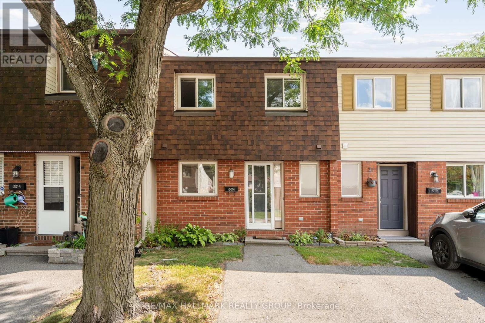 88 3014 Olympic Way, Ottawa, ON K1T 1Y4