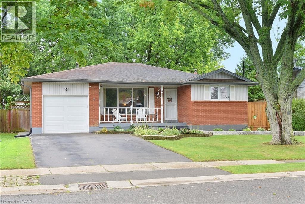 237 Mac Crae Dr, Caledonia, ON N3W 1K5