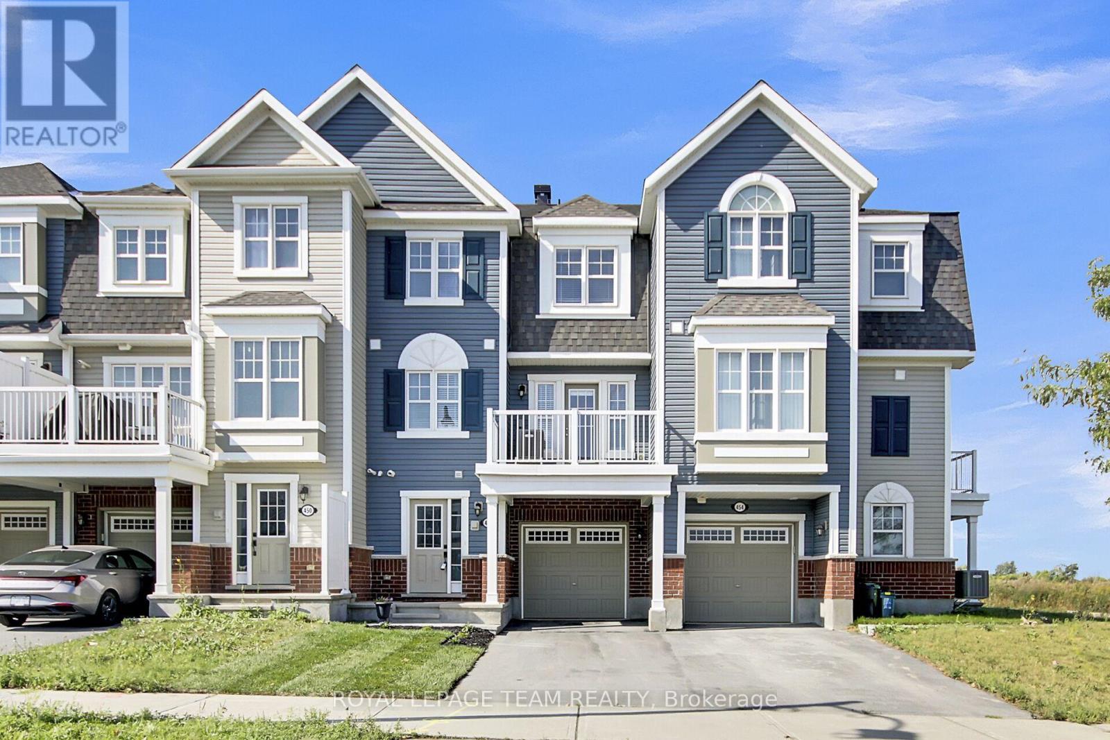 452 Riverboat Hts, Ottawa, ON K2J 0R9