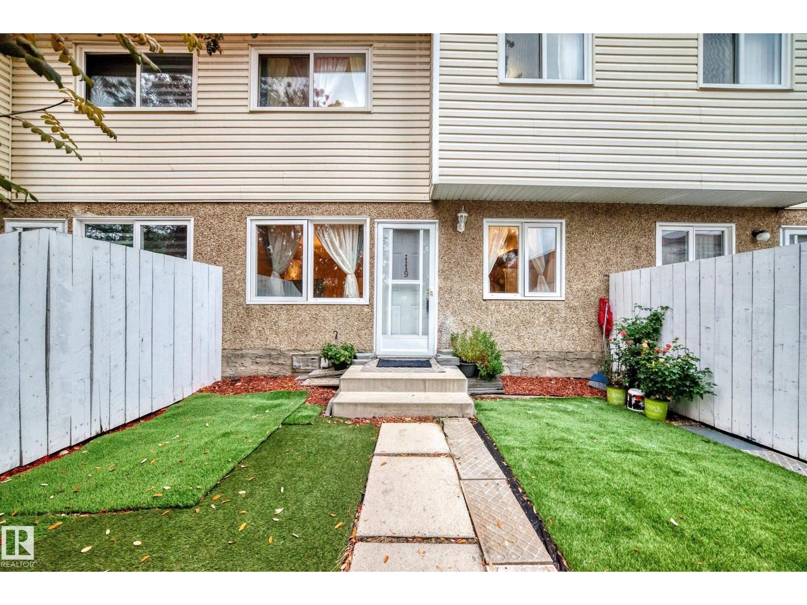 16340 109 Street Northwest #119, Edmonton, AB T5X 2T4