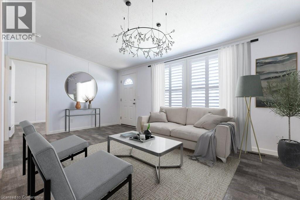 9 Hickory Holw, Nanticoke, ON N0A 1L0