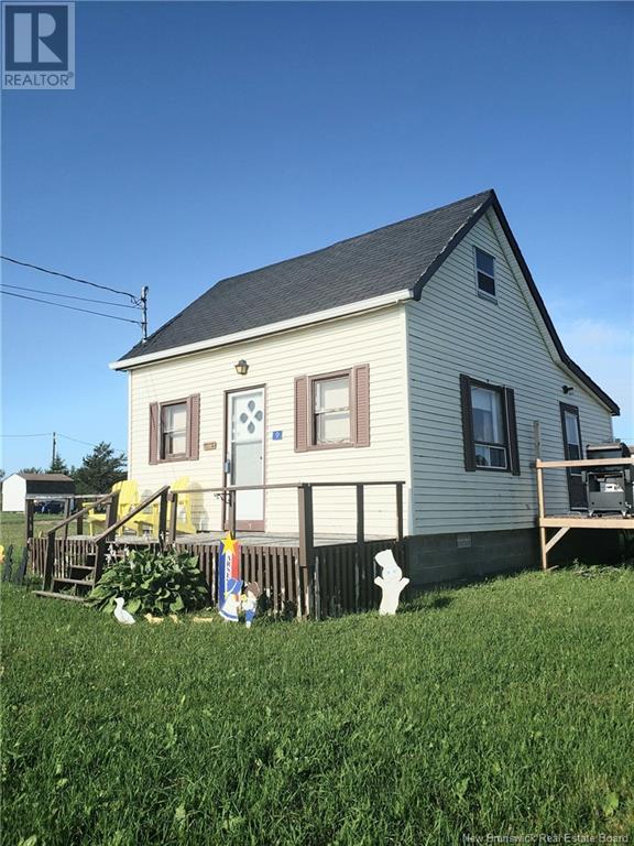 9 Alban St, Beaubassin East, NB E4P 6S1